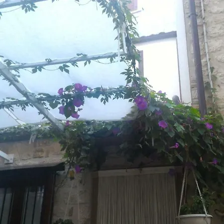 Dom wakacyjny Cortile Suez San Giovanni Gemini