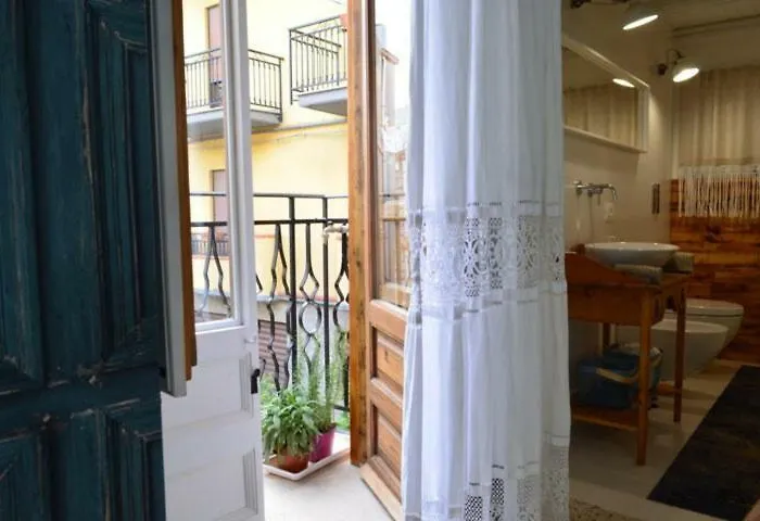 Cortile Suez بيت للعطل San Giovanni Gemini